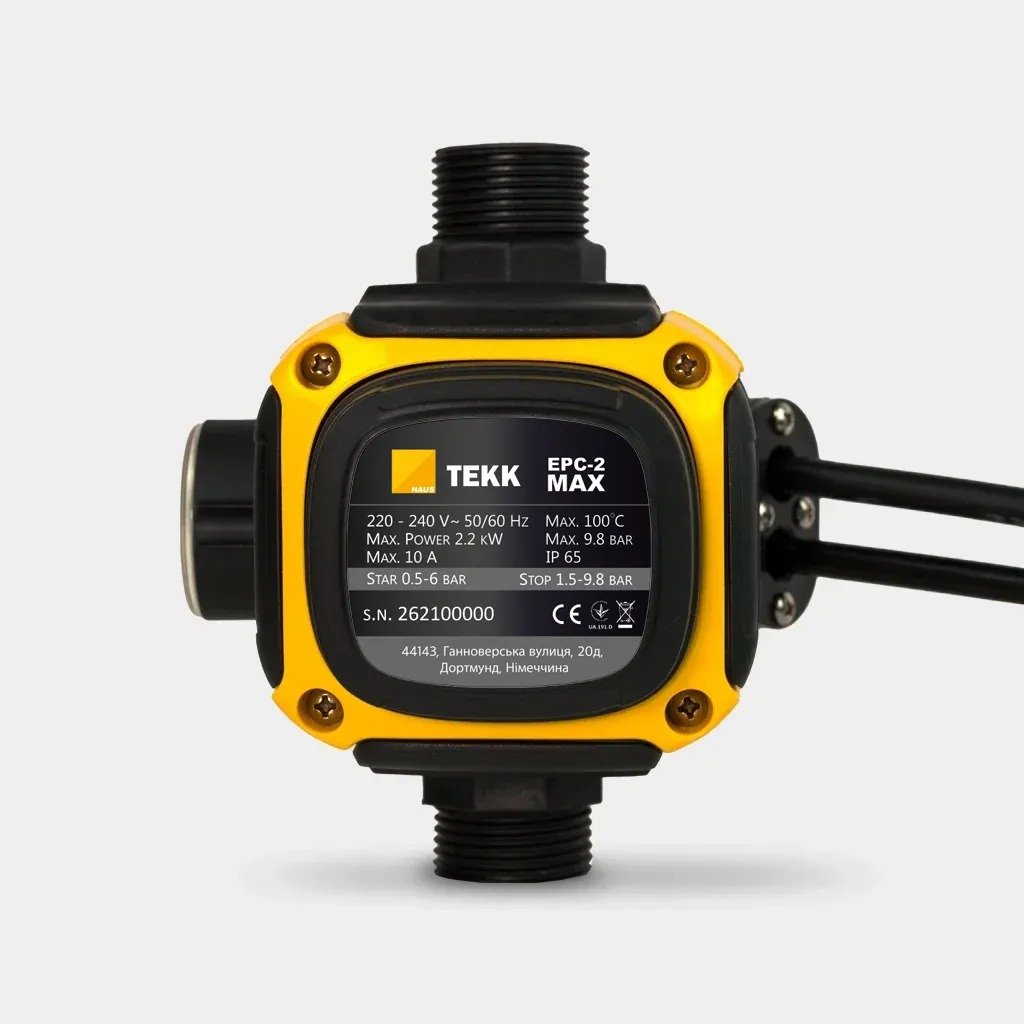 Пресконтроль EPC-2 MAX TEKK HAUS — вигляд ззаду, шильдик: 220–240 В, максимальна потужність 2,2 кВт, 10 А, до 9,8 бар, IP65